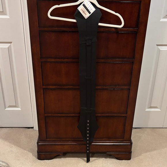 Gretchen Scott Designs Black Belt main image 6